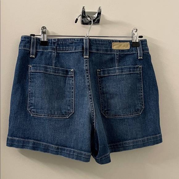 AG Analeigh High Waist Patch Pocket Denim shorts in San Felipe. Never worn - Picture 4 of 7